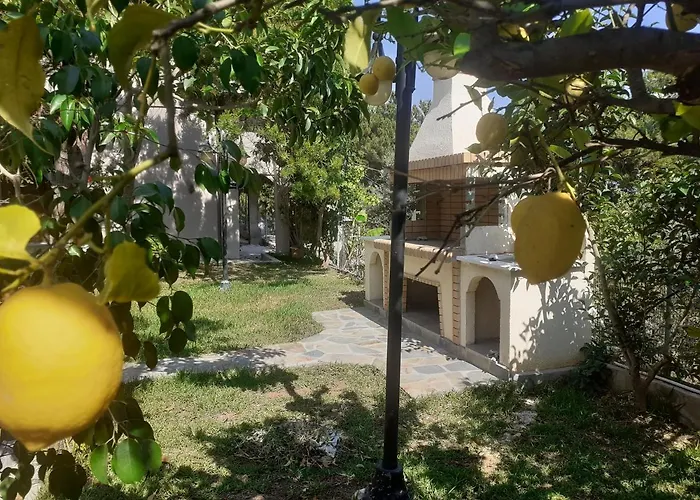 Small For 2 With View * Lourdata (Kefalonia)