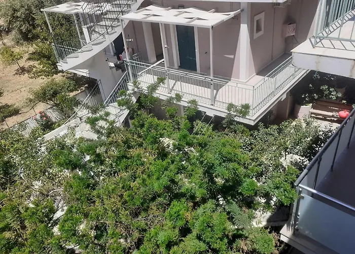 Small For 2 With View Appartement Lourdata (Kefalonia)